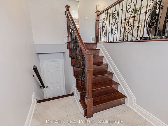 3rd image of 7 Kerry Cres