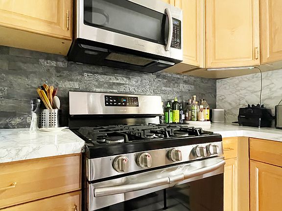 5th image of 92 Newell St APT 3F