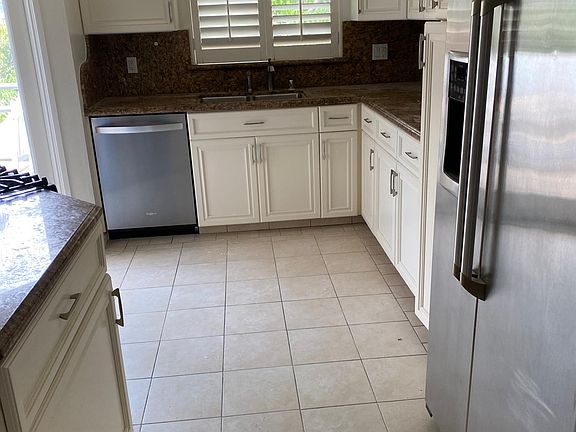 4th image of 3613 Glendon Ave APT 302