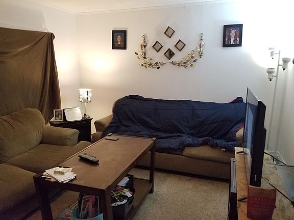 2nd image of 115 McLain St