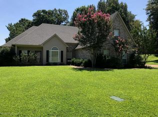 3326 Woodland Trce W, Southaven, MS 38672