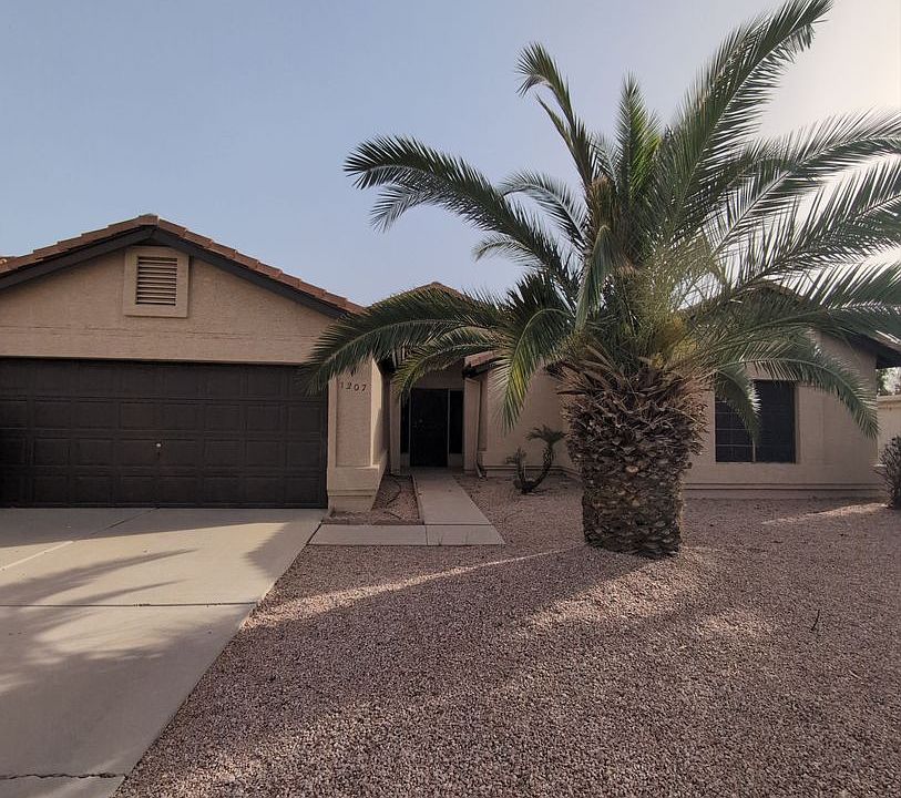 1st image of 1207 E San Remo Ave