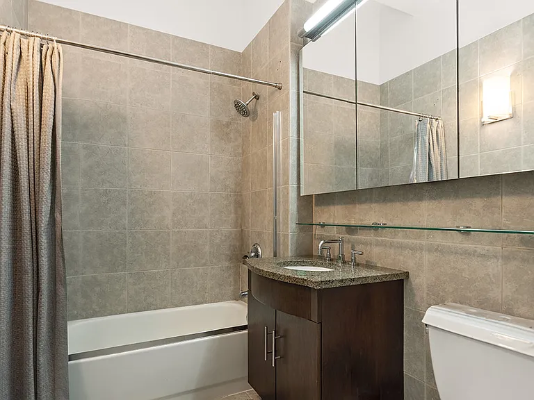 80 John St #7I — Photo 8
