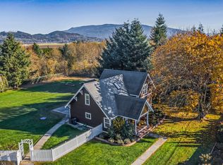 19539 Cook Rd, Burlington, WA 98233