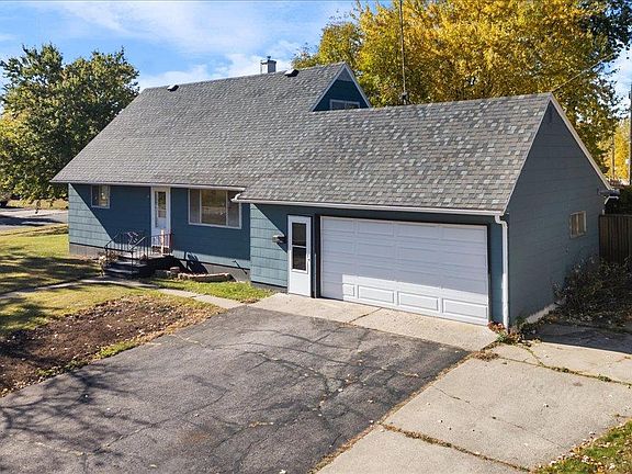 3rd image of 601 Dorchester Dr