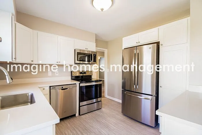 6126 Thole Rd — Photo 5