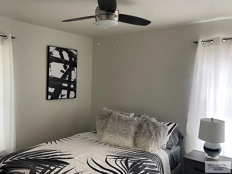 1617 E Los Ebanos Blvd — Photo 17