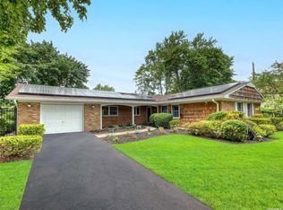 9 Media Ln, Stony Brook, NY 11790