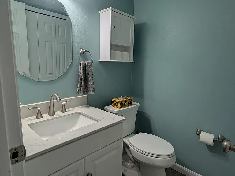 9209 Seminole Blvd #200 — Photo 7