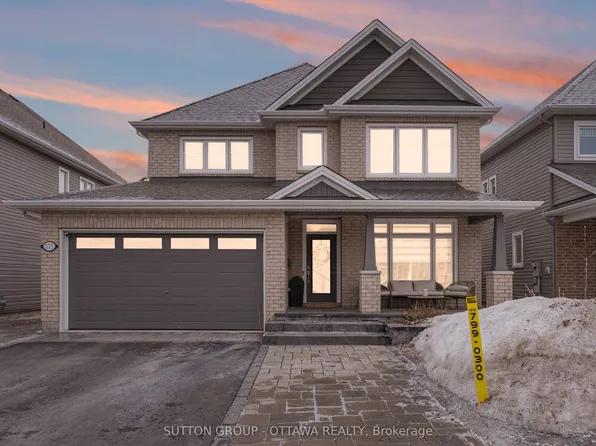 571 Egret Way, Ottawa, ON K2J 0E3