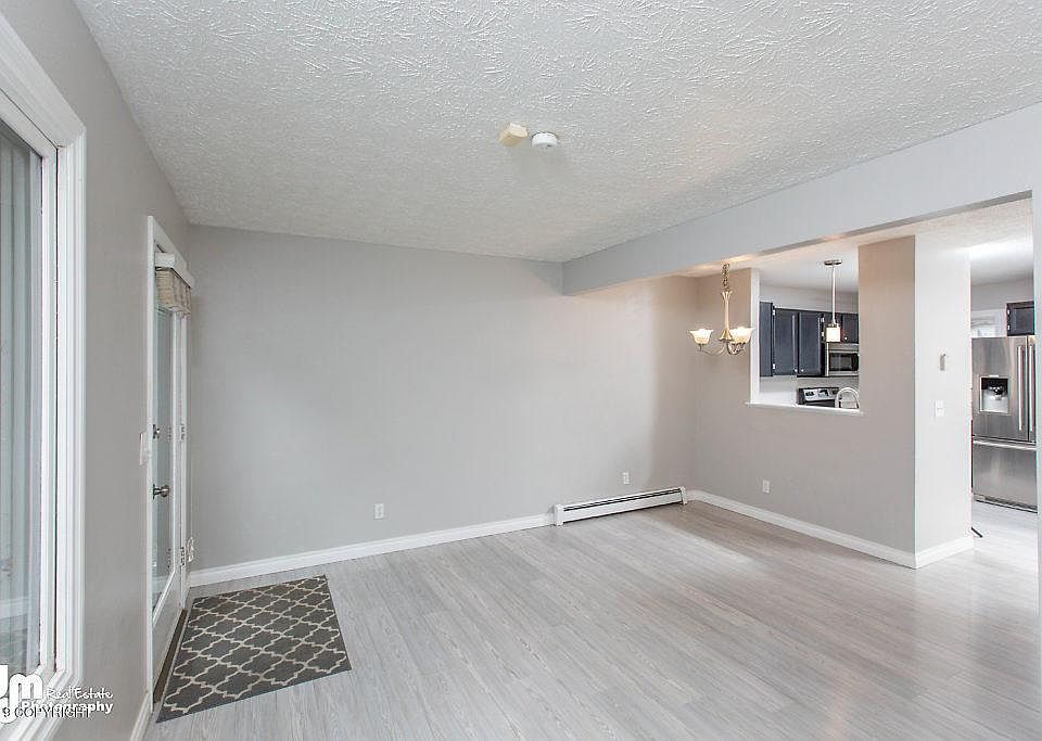 1st image of 10225 Thimble Berry Dr