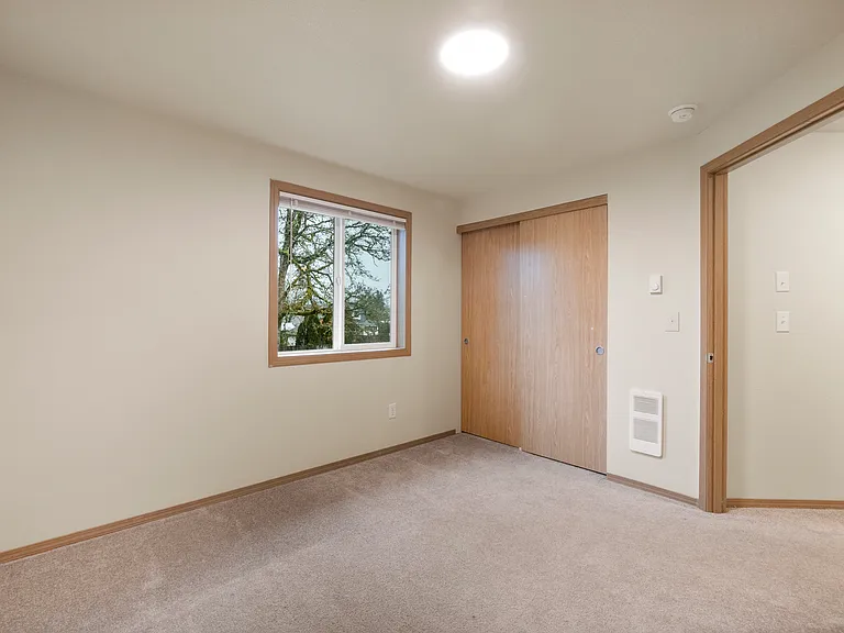 Clark Ave Apartments — Photo 15