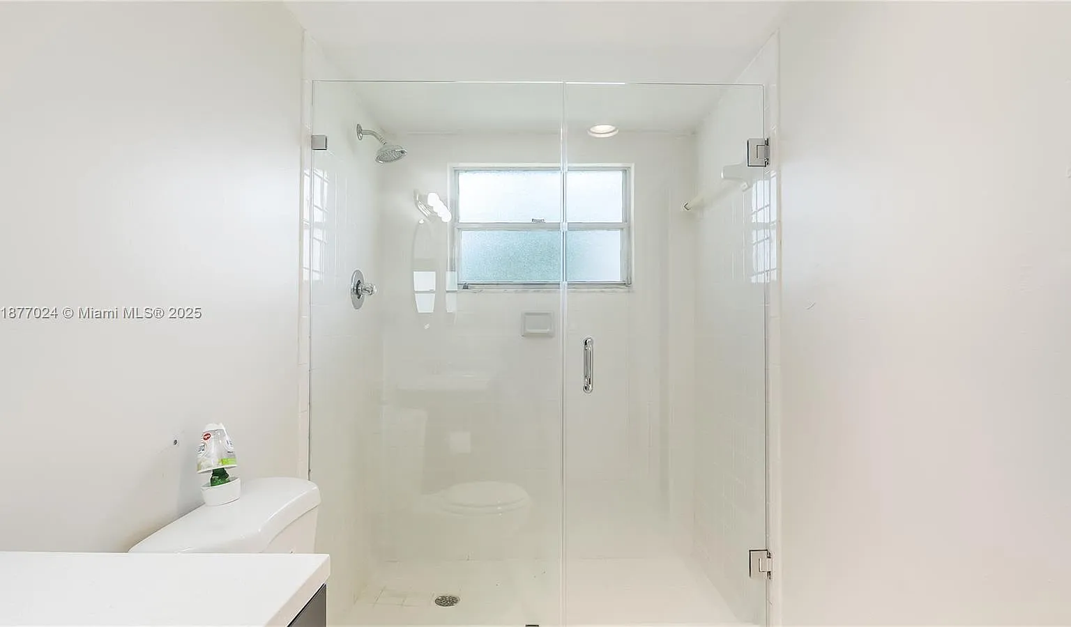 251 SW 132nd Way — Photo 4