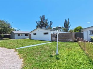 753 SW 2nd St, Dania, FL 33004