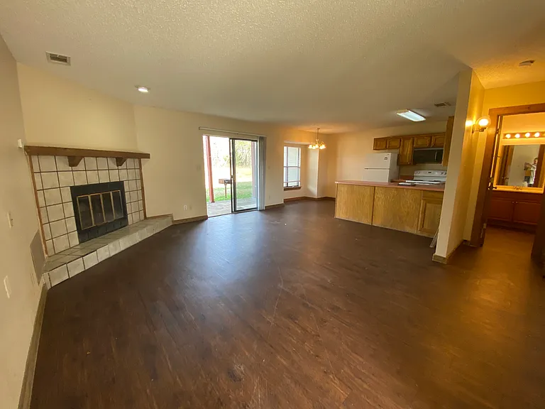 143 Private Road 1509 #A-D — Photo 7