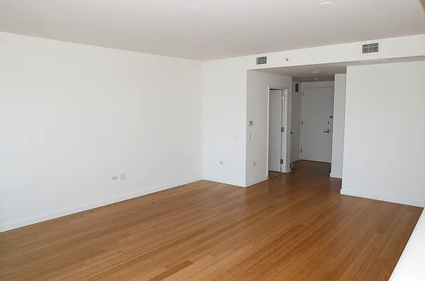 Rented by Battery Park Realty | media 4