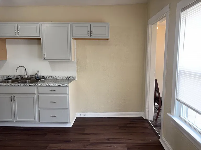 20547 Fuller Ave — Photo 22