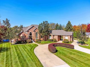 12223 E Ridge Dr, Romeo, MI 48065