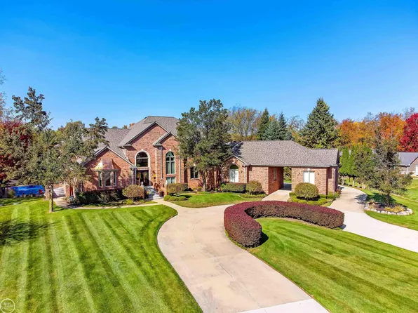 12223 E Ridge Dr, Romeo, MI 48065