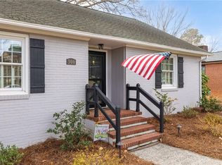 300 N Hawthorne Rd, Winston Salem, NC 27104