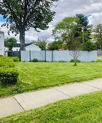 3rd image of 1147 Northwood Dr