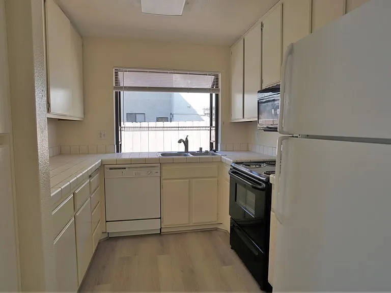 1844 Diamond St #1 — Photo 8