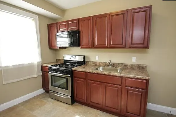 1260 Oak Lane Ave #J — Photo 1