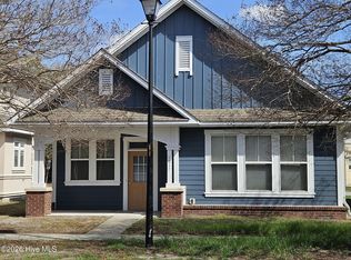 1017 S 8th Street, Wilmington, NC 28401