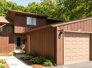 1471 Midland Ct, Joliet, IL 60436