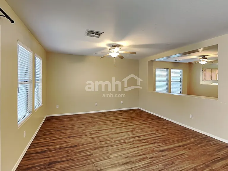 18522 W Legend Dr — Photo 10