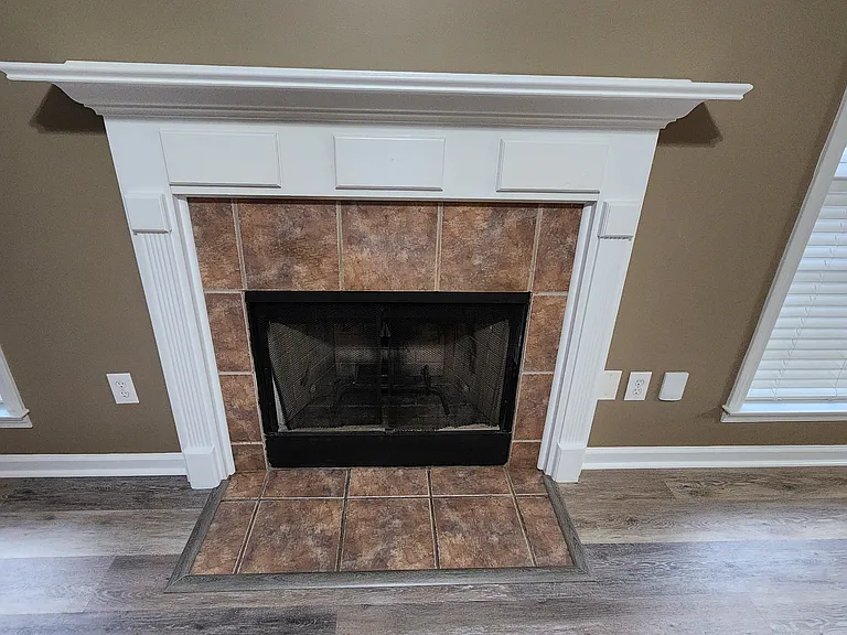 1229 Westfield Ln — Photo 8