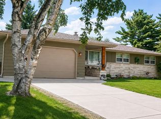 1164 Ontario Dr, Janesville, WI 53545