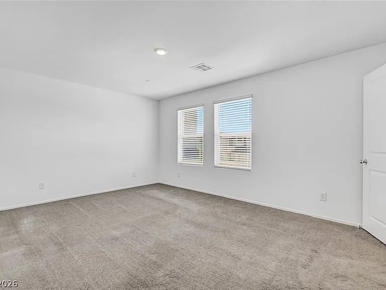 1137 Meadow Sparrow Pl — Photo 38
