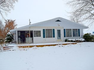 6223 Beach Rd, Fremont, MI 49412