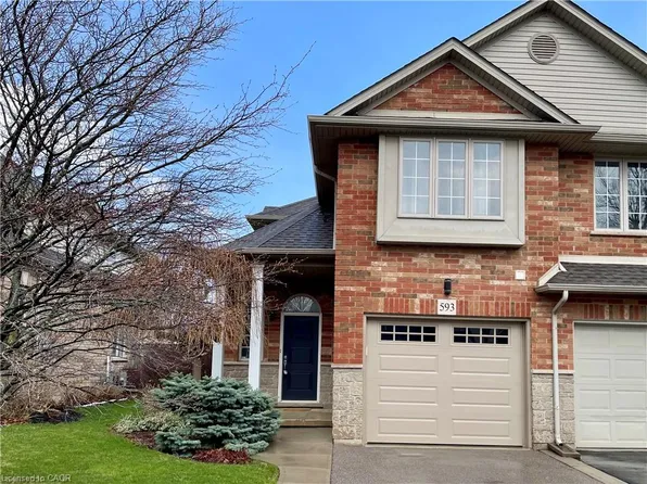 593 Southridge Dr, Hamilton, ON L9C 7V8