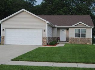 901 Vanessa Way, Kouts, IN 46347