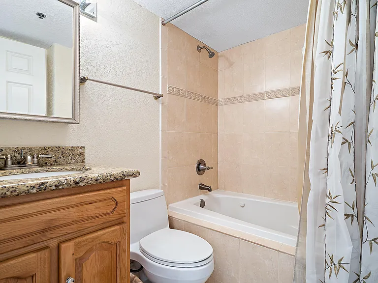 275 Palm Ave #C201 — Photo 20