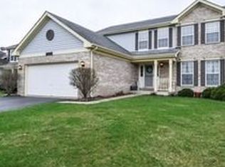 2448 Warm Springs Ln, Naperville, IL