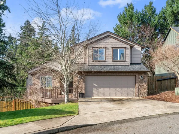 11989 SE Eagle Dr, Clackamas, OR 97015