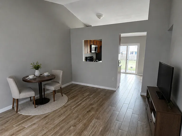 2734 Coral Reef Dr — Photo 15