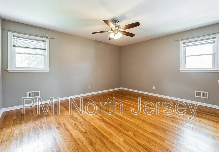150 Pleasant Ave — Photo 25