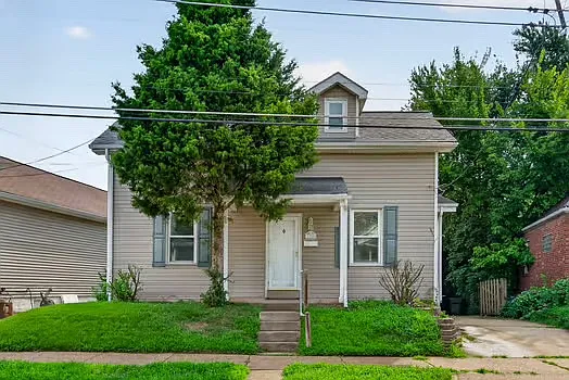 1306 Graham St — Photo 3