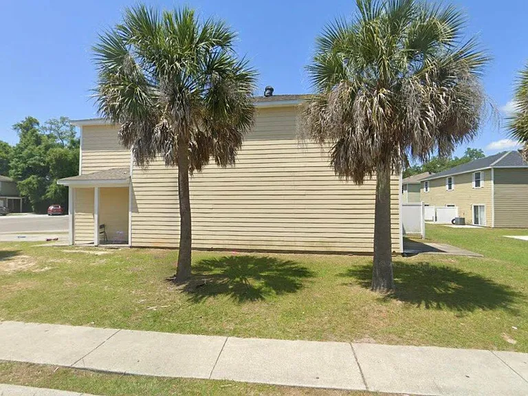 626 Layton Cv — Photo 1