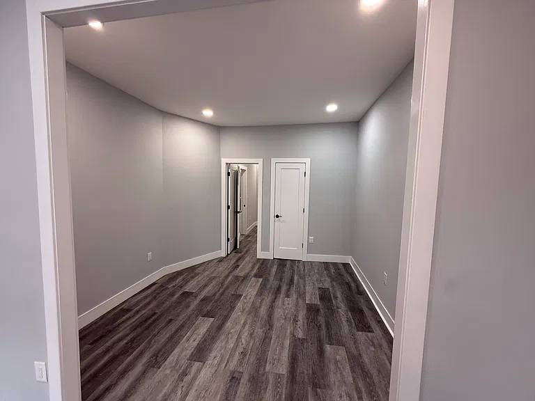 118-05 Liberty Ave #3 — Photo 12