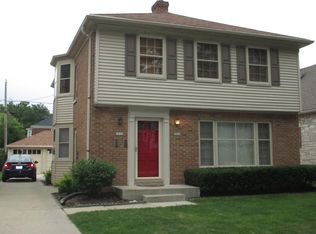 2033 N 85th St, Wauwatosa, WI 53226