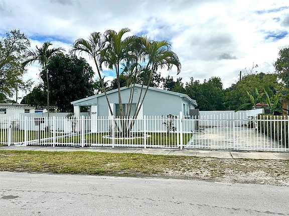 2nd image of 550 NW 189th St