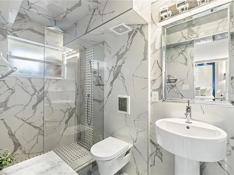 980 7th Ave S #109 — Photo 12