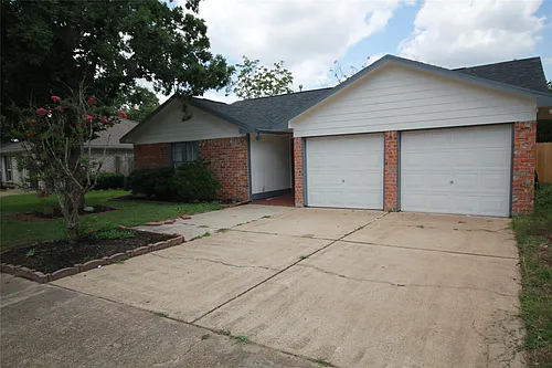 22138 Birch Valley Dr Photo 1