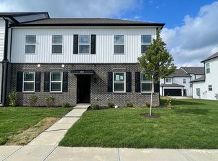 6213 Rhinecliff Dr, Whitestown, IN 46075