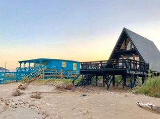 523 Bluewater Dr, Surfside Beach, TX 77541